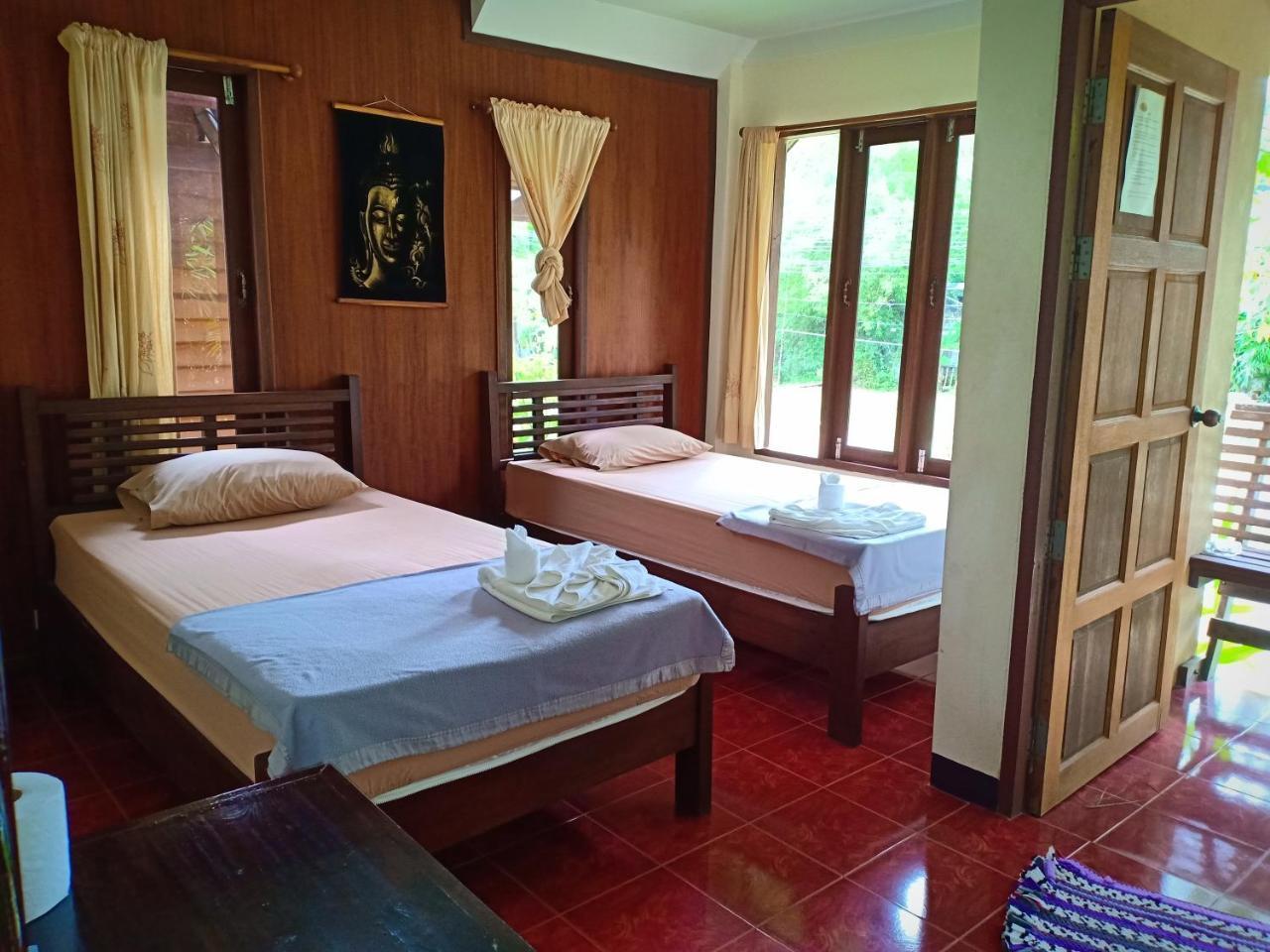 Haad Yao Sunset Bungalow Exterior photo